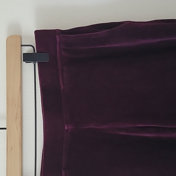 Chico's Zenergy Plum Velour Slim Pull-on Pants Size Small - Picture 2 of 7